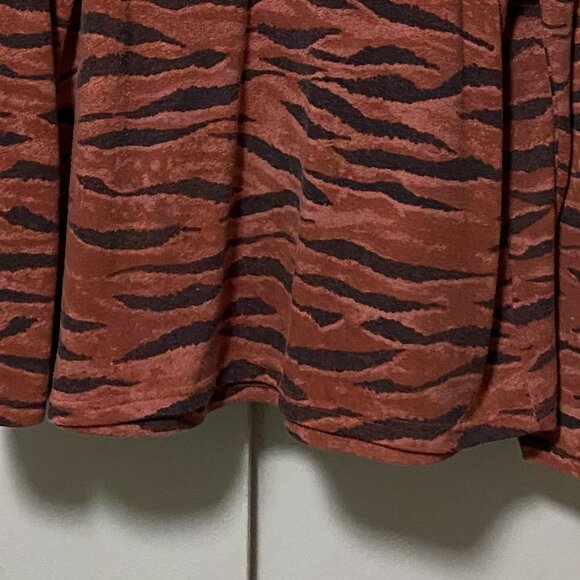 Democracy, rust & brown, animal print tunic w/long sleeves, size XL - Picture 6 of 10